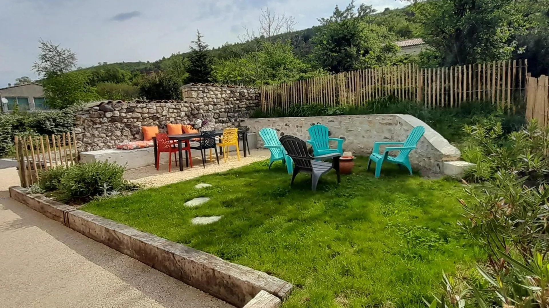 La Grange Villa Saint-Vincent-de-Barres France